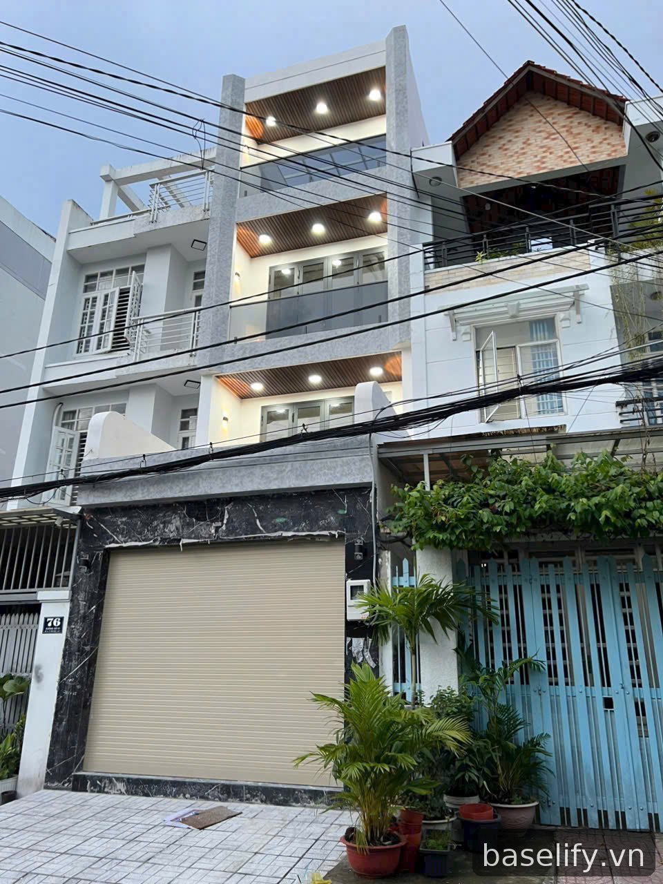 Bán nhà 76C đường số 51 P. Tân Quy, Q7 dt 4x19m,3 lầu st + Thang máy