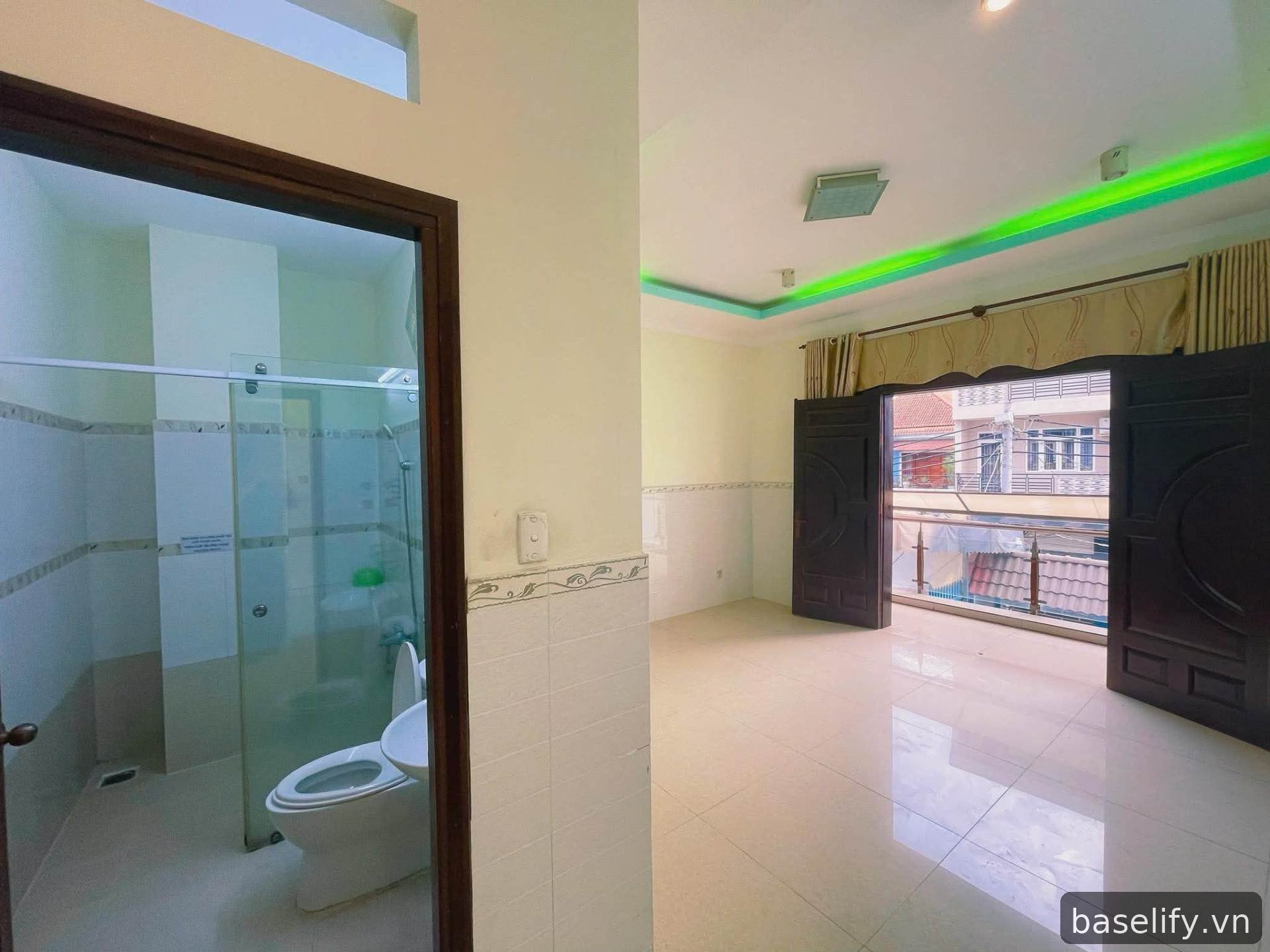 Bán nhà 4 tầng đường Lê Thị Chợ, gần chi cục thuế Quận 7, Dt  5x30m, Giá 19,5 tỷ — ảnh 2