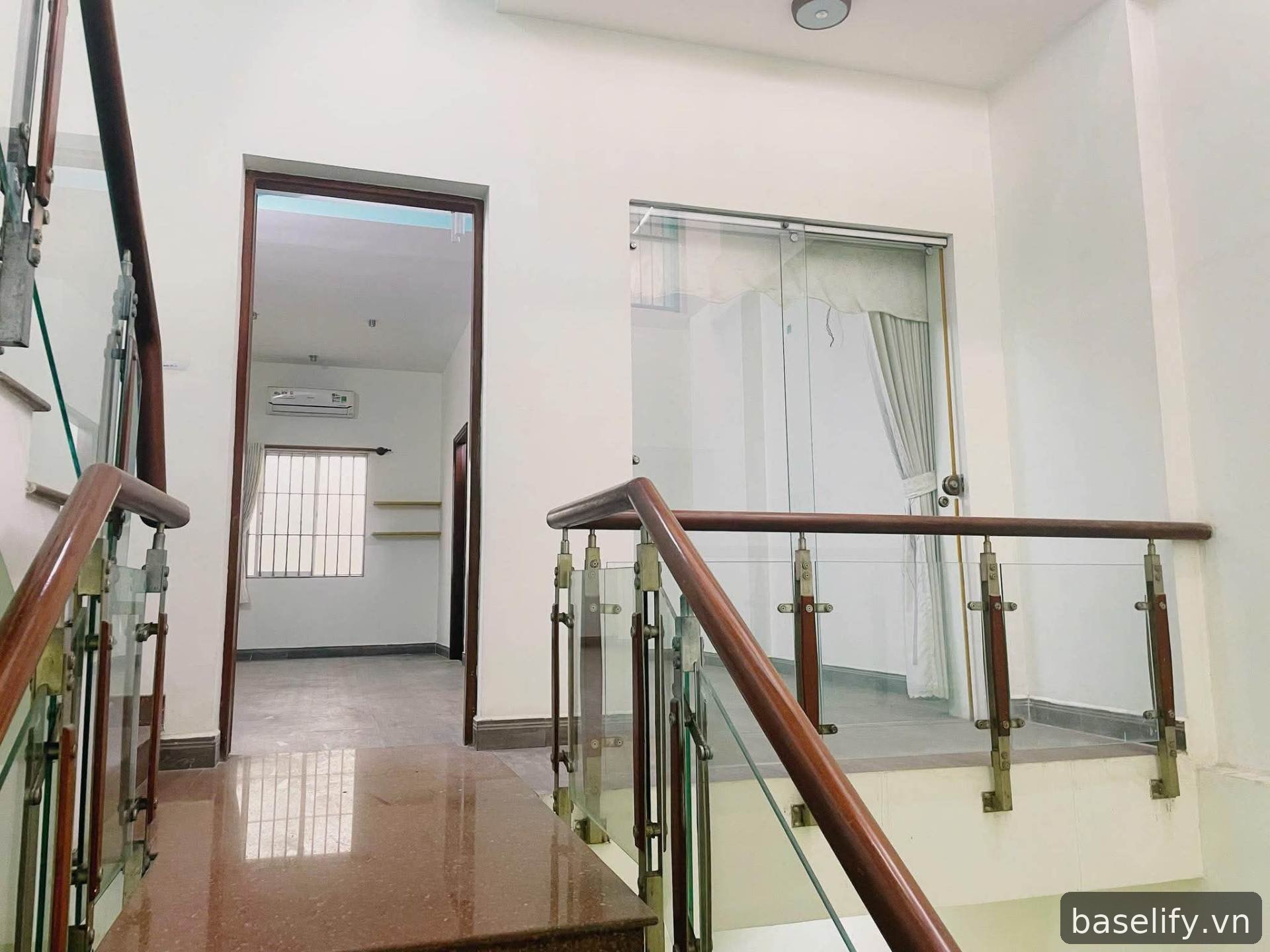 Bán nhà 4 tầng đường Lê Thị Chợ, gần chi cục thuế Quận 7, Dt  5x30m, Giá 19,5 tỷ — ảnh 3