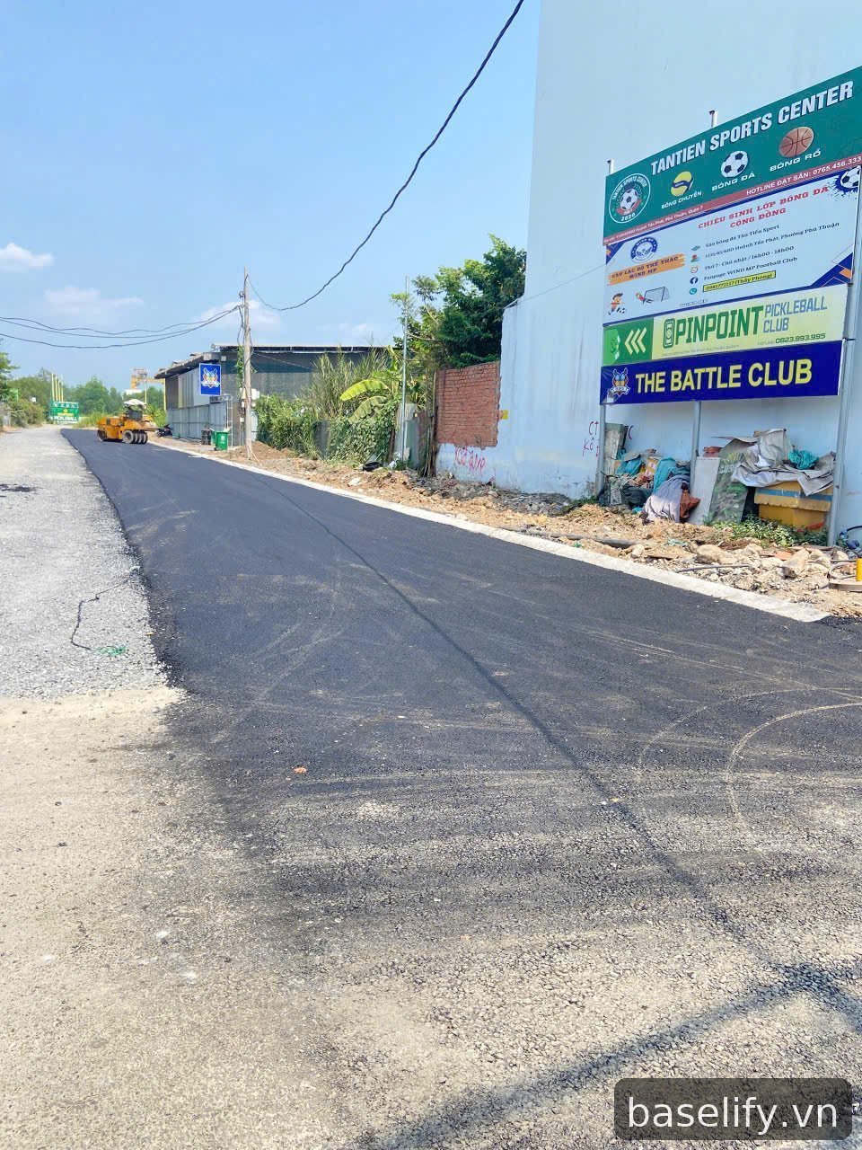 Bán đất 22 x 41m giá 60tr/m2 đường nhựa 12m P. Phú Thuận Q7