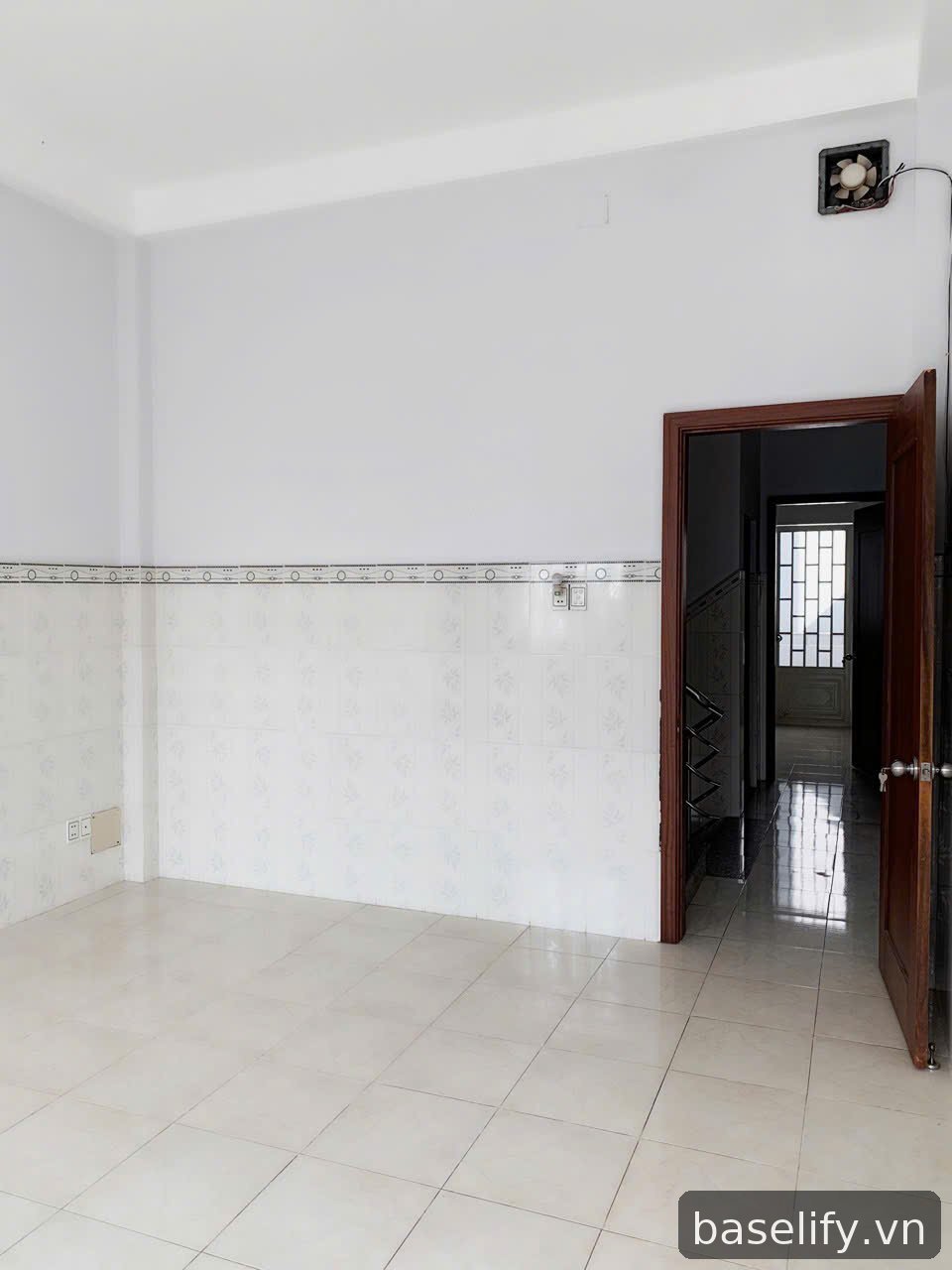 Bán nhà mặt tiền đường Phú Thuận Quận 7 - 4x19m - 4 tầng, giá 16 tỷ