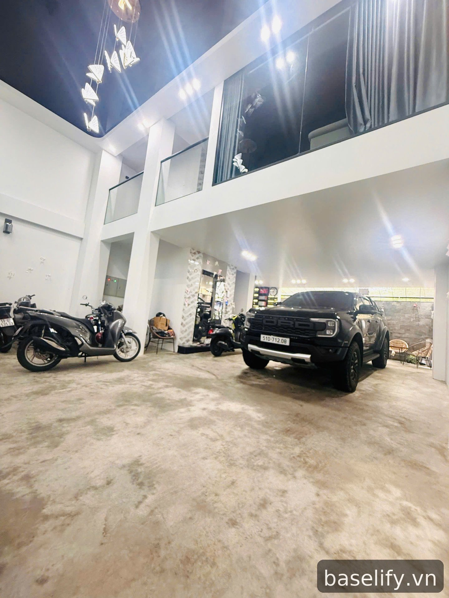 BÁN NHÀ MỚI 5 LẦU CÓ THANG MÁY - VIEW HỒ VIETOPIA HIM LAM Q7 - 8.4X13M - GIÁ 31 TỶ TL — ảnh 2