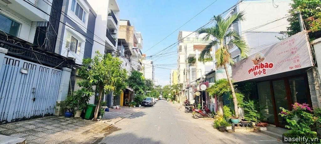 Bán Nhà MT Đường Số 49 P Tân Quy Q 7. dt 8x20m Sh. vị trí đẹp .26,5 tỷ