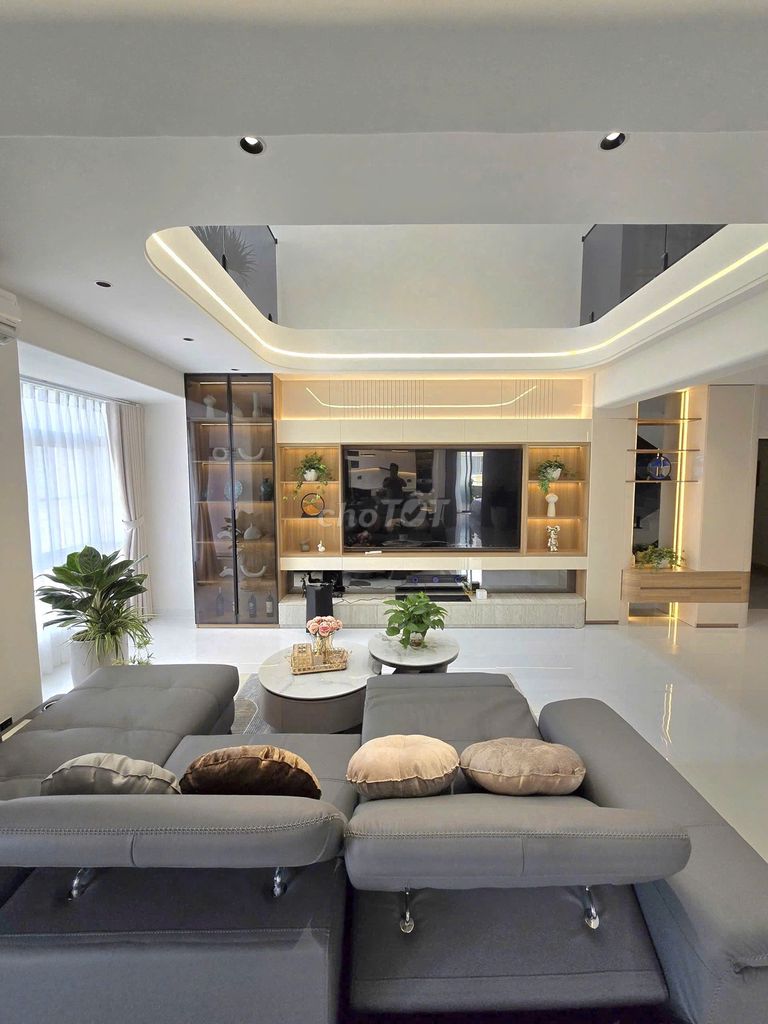 Bán Căn hộ Penthouse Sky Garden 2 Phường Tân Phong Quận 7 265m² 17.5 tỷ — ảnh 2