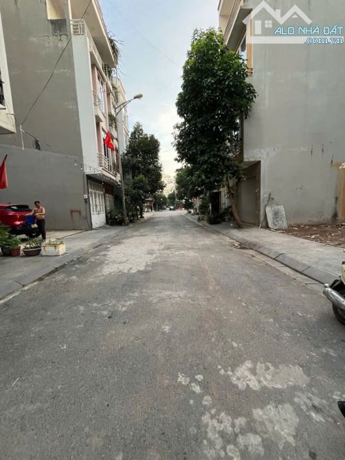 📢📢📢KHU TÁI ĐỊNH CƯ THANH AM LONG BIÊN HÀ NỘI DT 61M, RỘNG 4,7M DÀI 13M. — ảnh 2