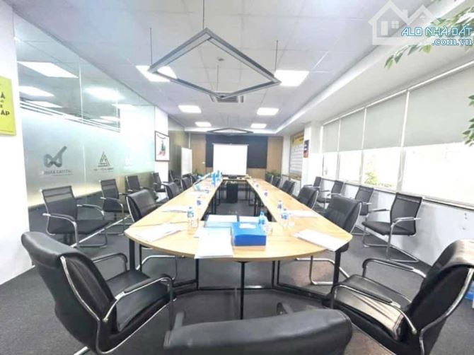 BÁN GẤP NHÀ PHỐ NGUYỄN CHÍ THANH - CẠNH ĐÀI TRUYỀN HÌNH VTV- 11MT SIÊU HIẾM 6 TẦNG 74 Tỷ — ảnh 2