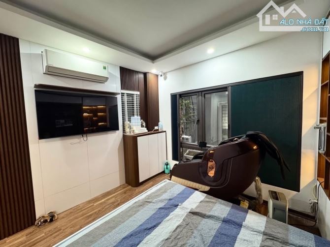 CHỈ 13TỶ? BÁN GẤP NHÀ PHỐ XUÂN THUỶ MẶT NGÕ OTO THÔNG KD TẤP NẬP DT46m2*5T LÔ GÓC NHÀ MỚI — ảnh 3