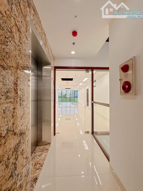 BÁN GẤP NHÀ MẶT PHỐ GẦN HỒ TÂY DT110m2*7TẦNG THANG MÁY MỚI NHÀ MẶT PHỐ. Nhỉnh 40TỶ — ảnh 3