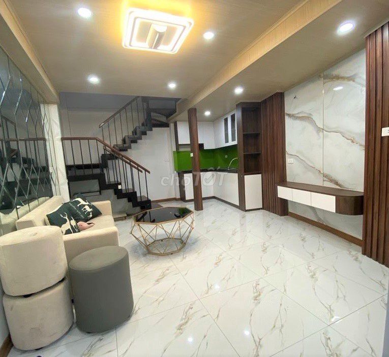 Bán nhà ngõ 353 Lĩnh Nam 25m²  5 tầng  - 3 Tỷ Ko QH- lô góc-Oto — ảnh 2