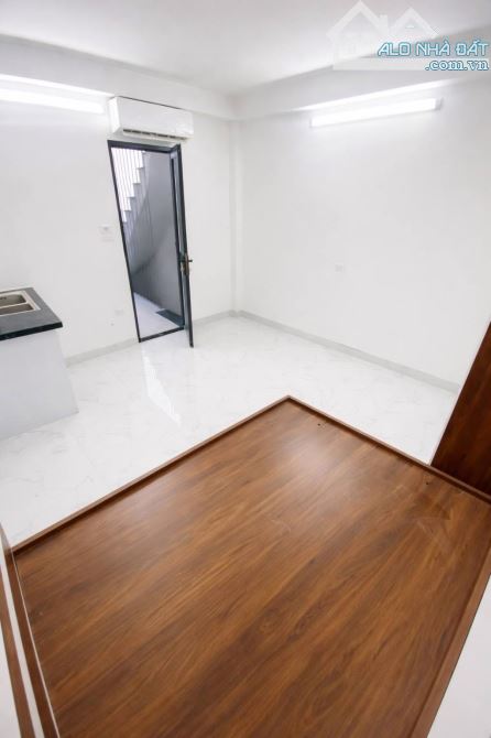 BÁN NHÀ TOÀ CHDV ĐỨC DIỄN 6 TẦNG THANG MÁY 8 CĂN HỘ KHÉP KÍN LÔ GÓC — ảnh 2