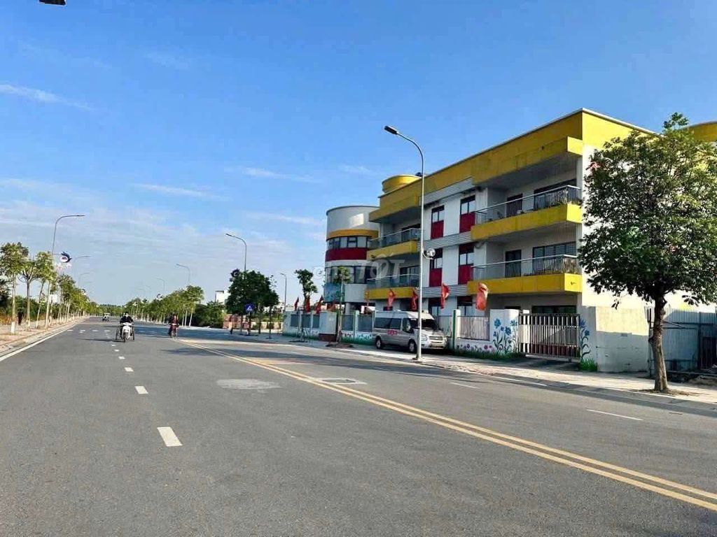 🏡 BÁN GẤP NHÀ 4 TẦNG – 3 NGỦ CỰ KHỐI, LONG BIÊN – GIÁ CHỈ 5.7x TỶ 🔥
— ảnh 4