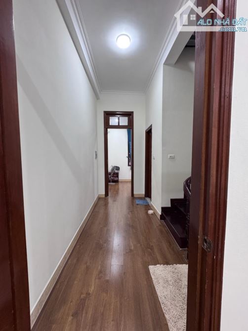 HIẾM?BÁN GẤP NHÀ PHỐ NGUYỄN KHÁNH TOÀN DT40m2*5T DÂN XÂY 2 THOÁNG NGÕ TO GẦN PHỐ. 9,5TỶ — ảnh 2