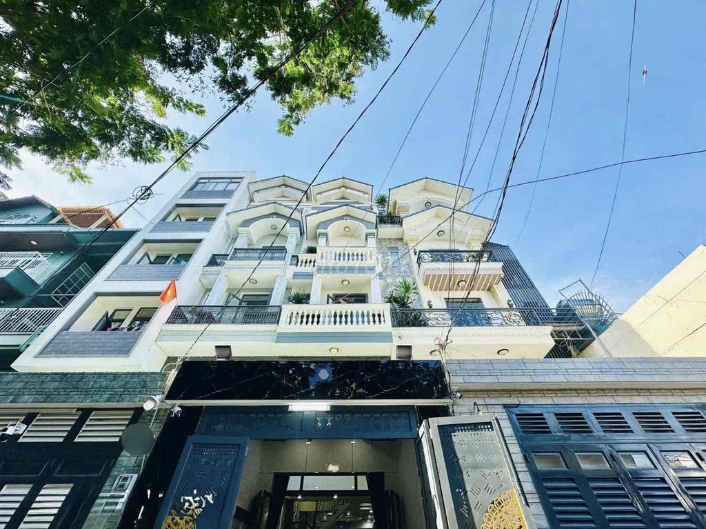 HOÀNG BẬT ĐẠT 4x18M,4 TẦNG OTO NGỦ TRONG NHÀ,KHU DÂN TRÍ CAO-QTB