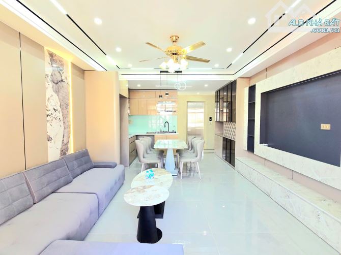 BÁN NHÀ THẠCH BÀN 6 TẦNG THANG MÁY - GARA 7 CHỖ - NỞ HẬU TÀI LỘC — ảnh 4