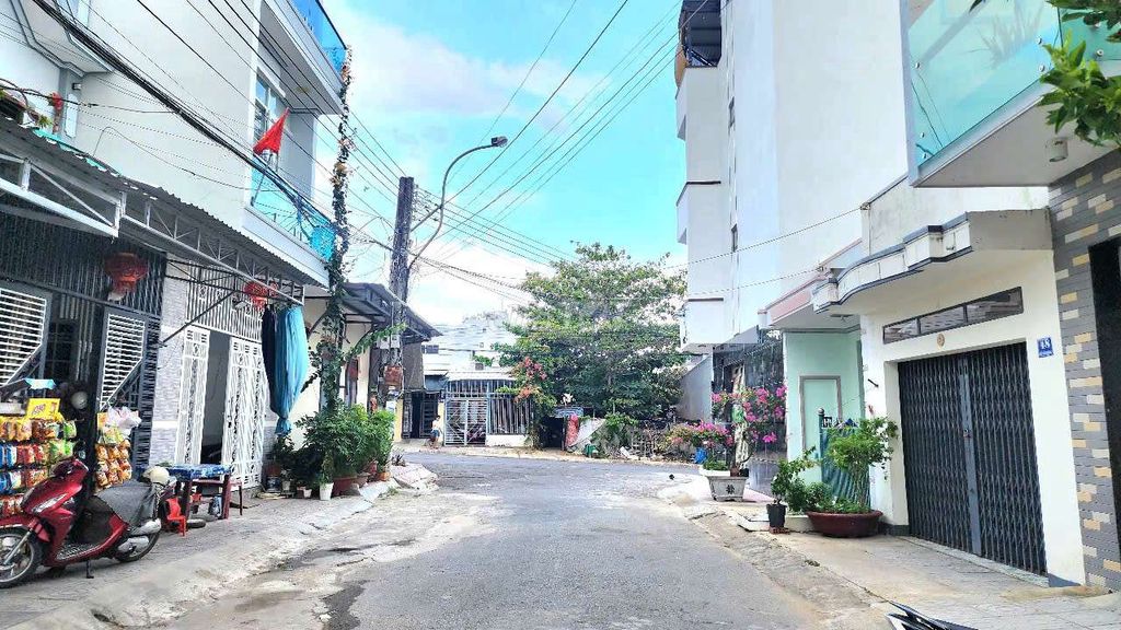 Nhà 2 tầng Gần Biển Đường Dương Hiến Quyền  — ảnh 3