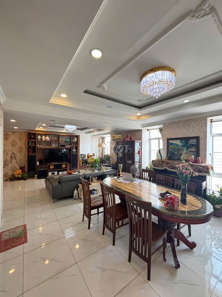 Bán Căn hộ tại Quận 7, 135.68m², 13.5 tỷ — ảnh 2