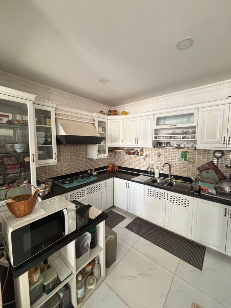 Bán Căn hộ tại Quận 7, 135.68m², 13.5 tỷ — ảnh 3