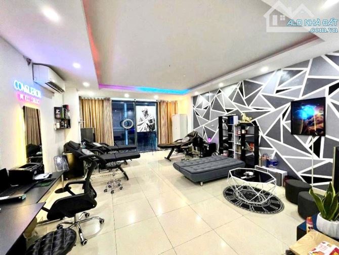Chỉ 1 từ ĐẸP - Bán gấp Mặt phố NGUYỄN VĂN TUYẾT lô góc nở hậu, mặt tiền 5m, chỉ 28 tỷ — ảnh 3