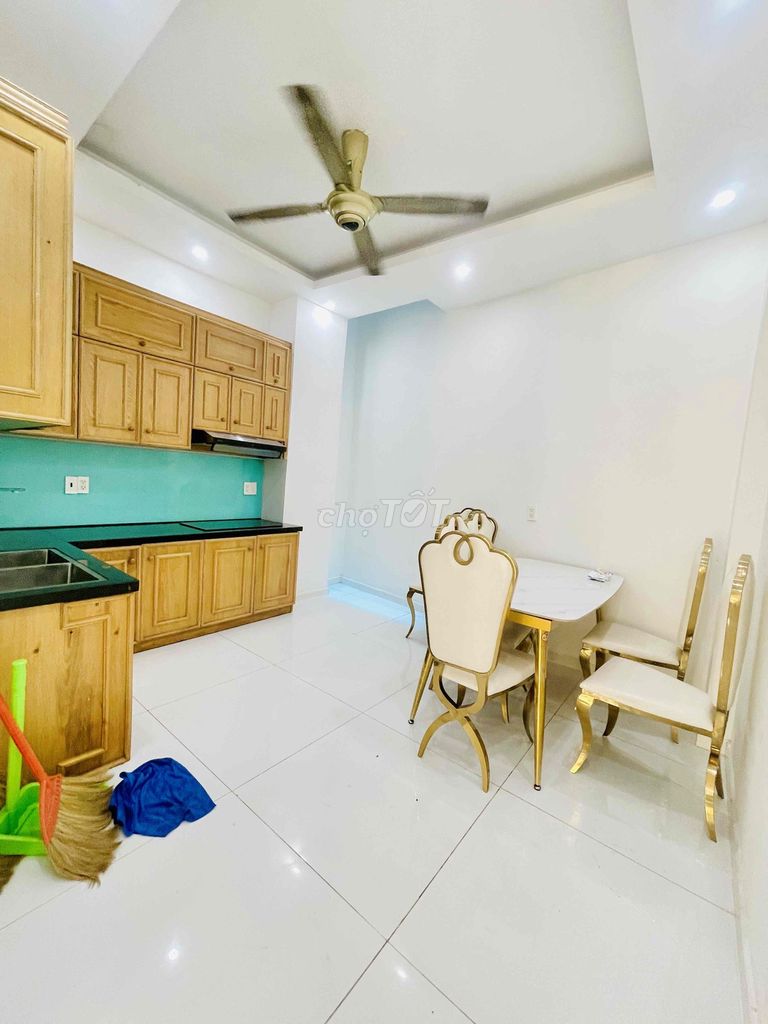 Gấp định cư 7.5 Tỷ giảm về 6.7 Tỷ - Bán nhanh siêu phẩm nhà 4 tầng — ảnh 2