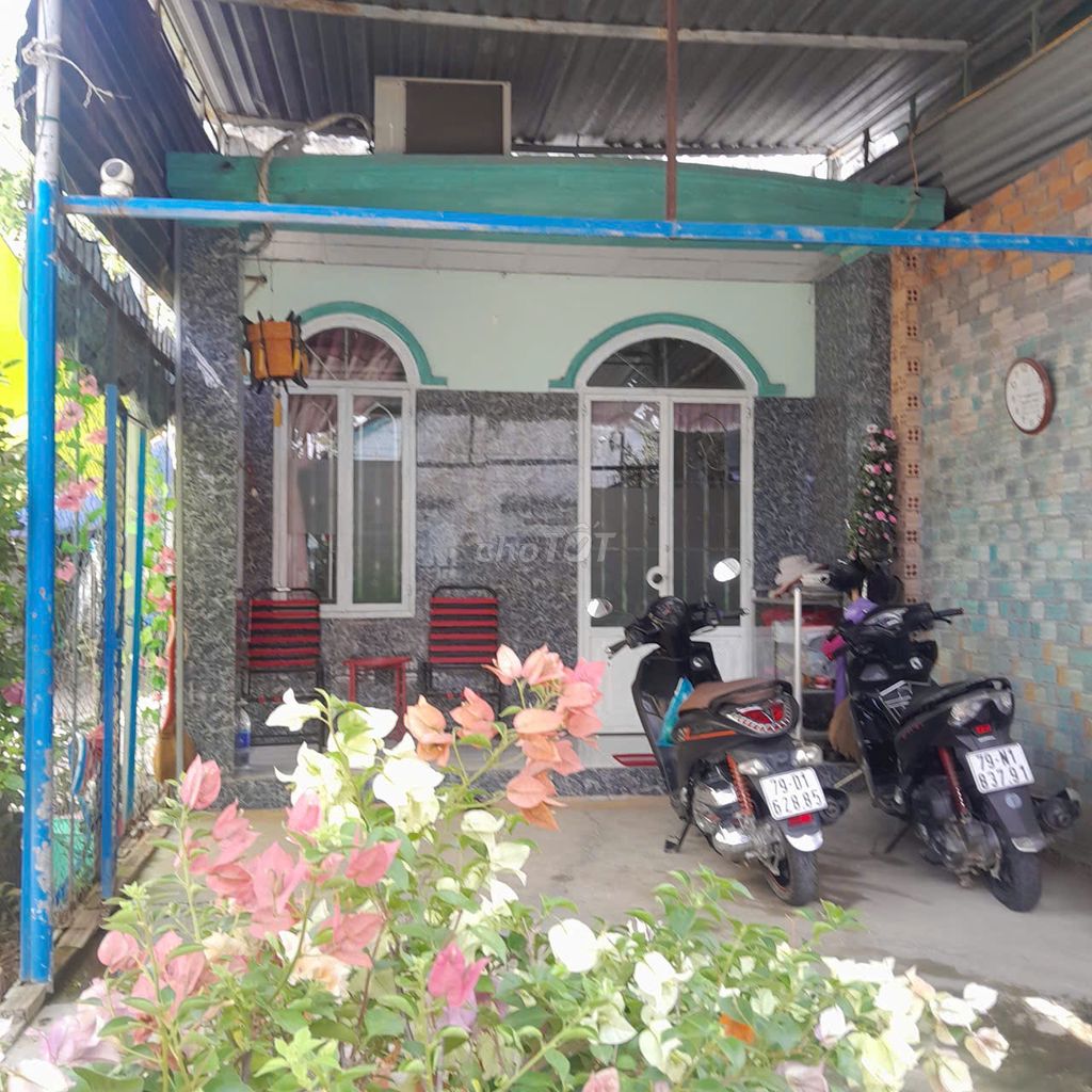 Chính chủ gã nhanh nhà vườn 200m full thổ và nội thất, 2 mặt tiền ql1a — ảnh 3