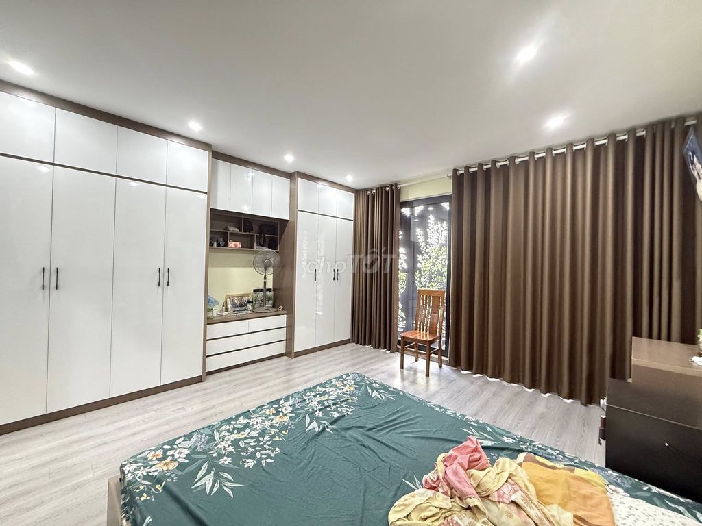 Nhà đẹp - Hồng Tiến - Sát Phố - 7 tần - Thang máy — ảnh 3