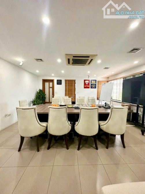 18TỶ. BÁN GẤP NHÀ PHỐ NGUYỄN VĂN HUYÊN DT50m2*8T THANG MÁY LÔ GÓC 2 MẶT ĐỀU OTO ĐỖ — ảnh 3