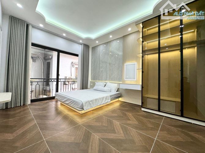 11TỶ. BÁN NHANH NHÀ PHỐ XUÂN THUỶ 38m2*7T THANG MÁY NGÕ THÔNG 10m OTO RA PHỐ — ảnh 4