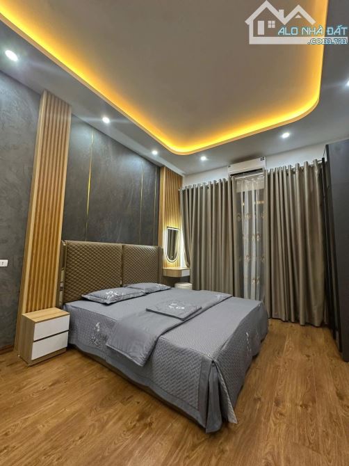 Nhà Phân Lô Lương Ngọc Quyến Thanh Xuân 50m 16Tỷ 5Tầng Mt3.7m Oto Dừng Đỗ Kinh Doanh Đỉnh — ảnh 5