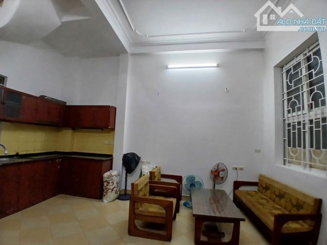 Chính chủ bán Gấp nhà 169A/55 Tây Sơn - Chùa Bộc giá chỉ 8.2 tỷ — ảnh 2