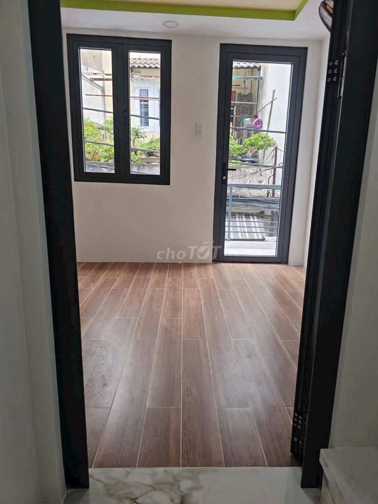 Bán Nhà phố Quận 7, 18.0 m², 3.6 tỷ — ảnh 2