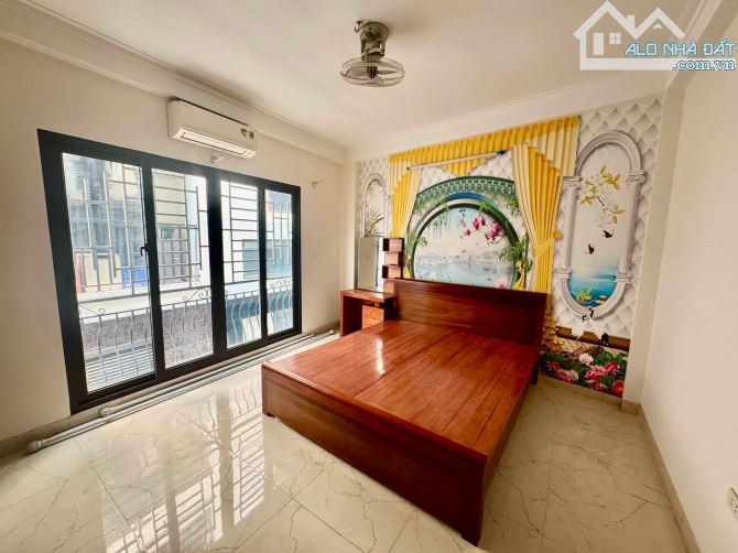 12,5 TỶ BÁN NHÀ CẦU GIẤY PHÂN LÔ VỈA HÈ ĐƯỜNG OTO TRÁNH DỪNG ĐỖ, KHÔNG QH, DT52m2*MT4,5m — ảnh 4
