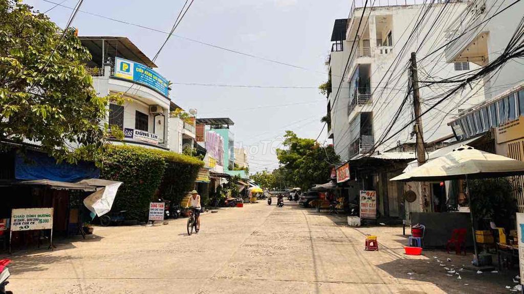 Bán Nhà Cấp 4 Đường Bế Văn Đàn Phước Long Nha Trang Sổ Riêng Gần Chợ — ảnh 3