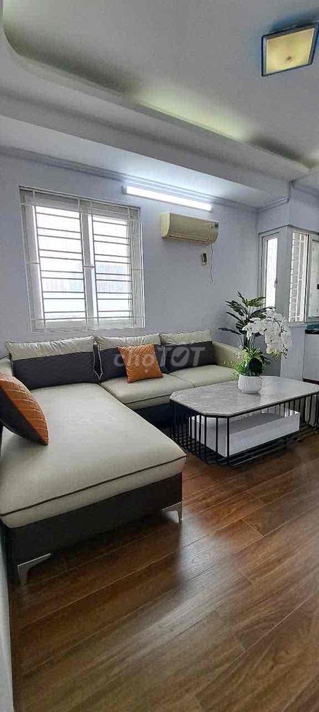 Bán CCMN 2n2wc Mặt Phố View Hồ - Sau Royal City — ảnh 2