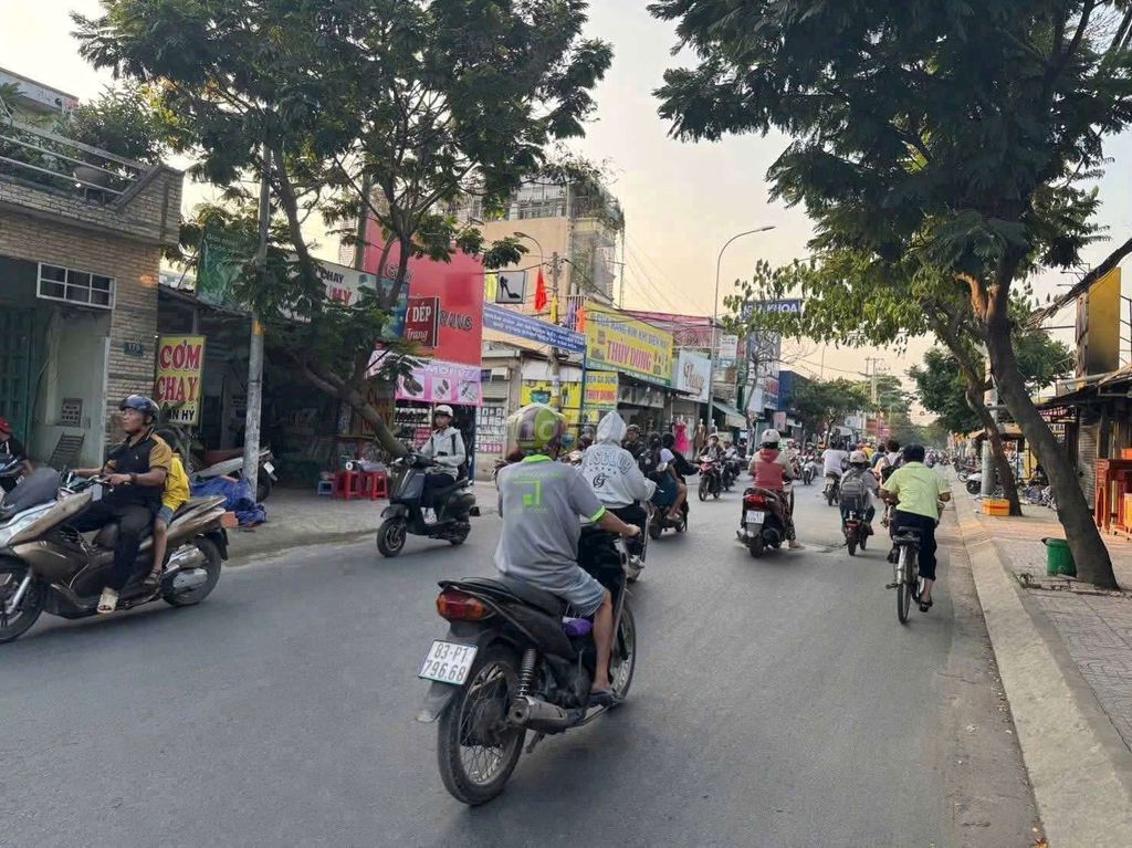 NHÀ 4 X23 m SHR MẶT TIỀN KINH DOANH — ảnh 3