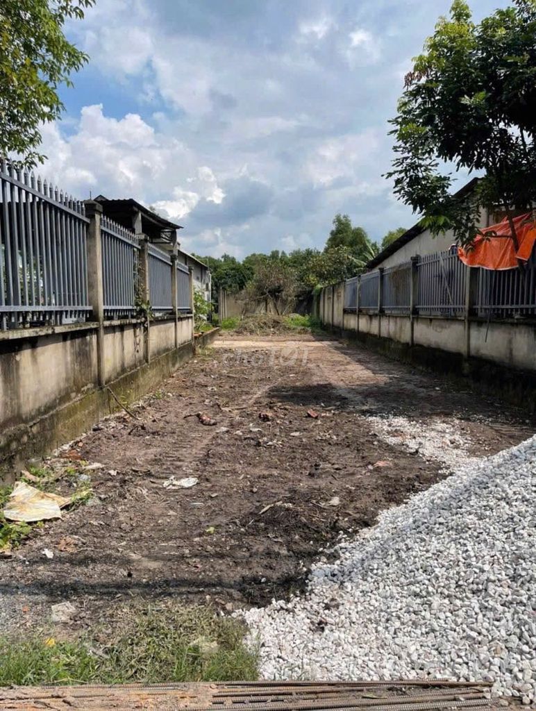 CHỦ NGỘP XẢ GẤP 151.9M2 MT TÂN THÔNG HỘI SẴN THỔ CƯ giá chỉ 800 triệu