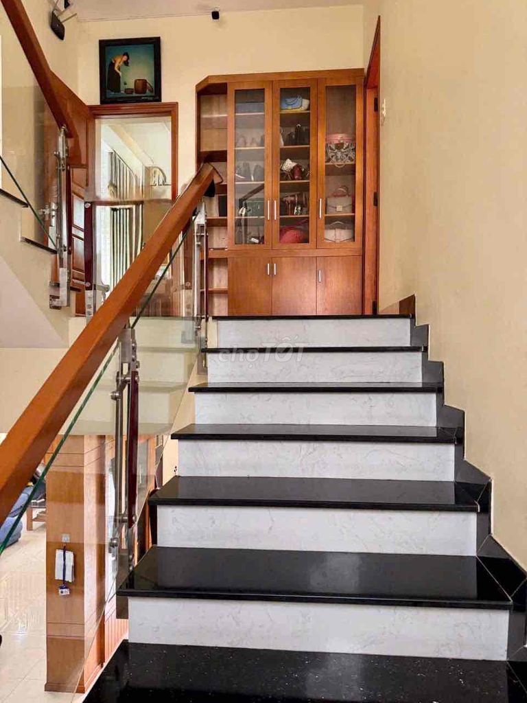Bán Biệt Thự Đơn Lập Đã Có Sổ Hồng Riêng Ngang 16m Full Nội Thất Đẹp — ảnh 2